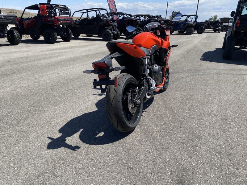 New 2026 Suzuki GSX 8R 