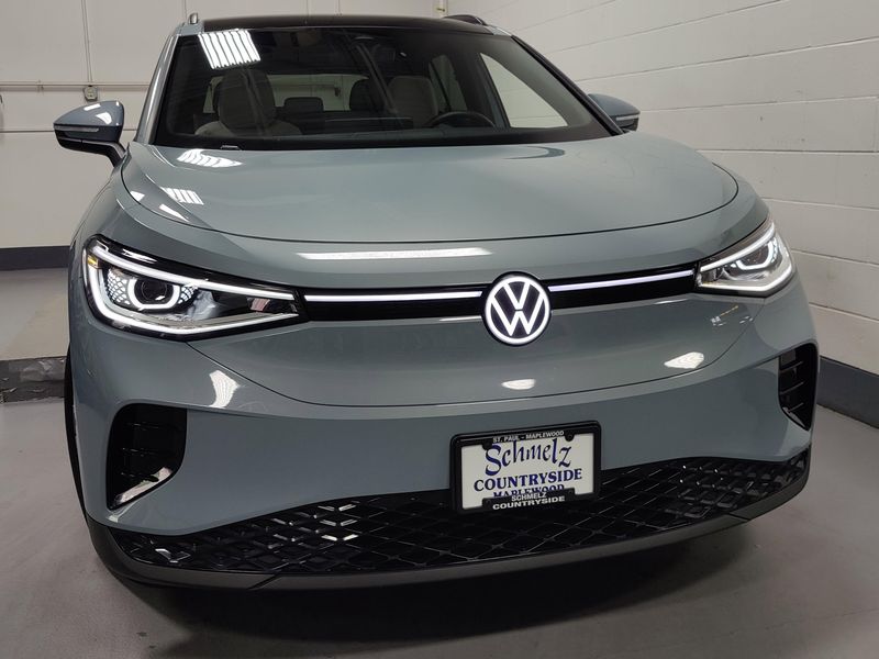 2024 Volkswagen ID.4 S w/Glass RoofImage 2
