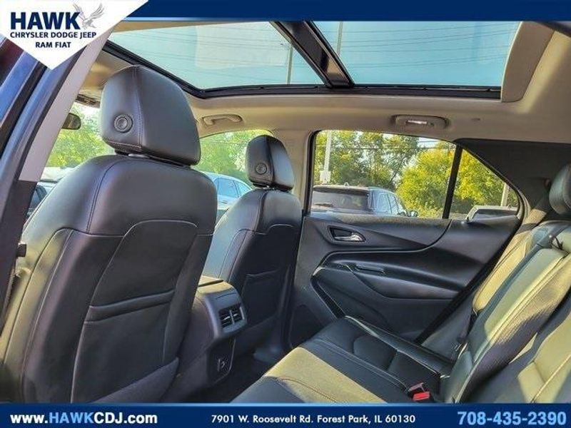 2020 Chevrolet Equinox LT photo 4