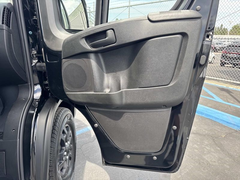 New 2026 RAM Promaster 2500 Slt+ Window Van High Roof 159' Wb