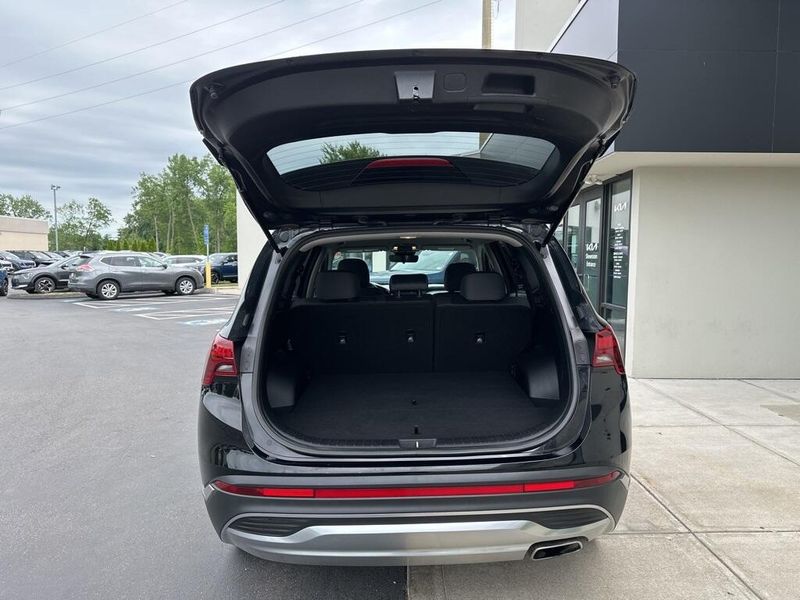 2022 Hyundai Santa Fe SELImage 20