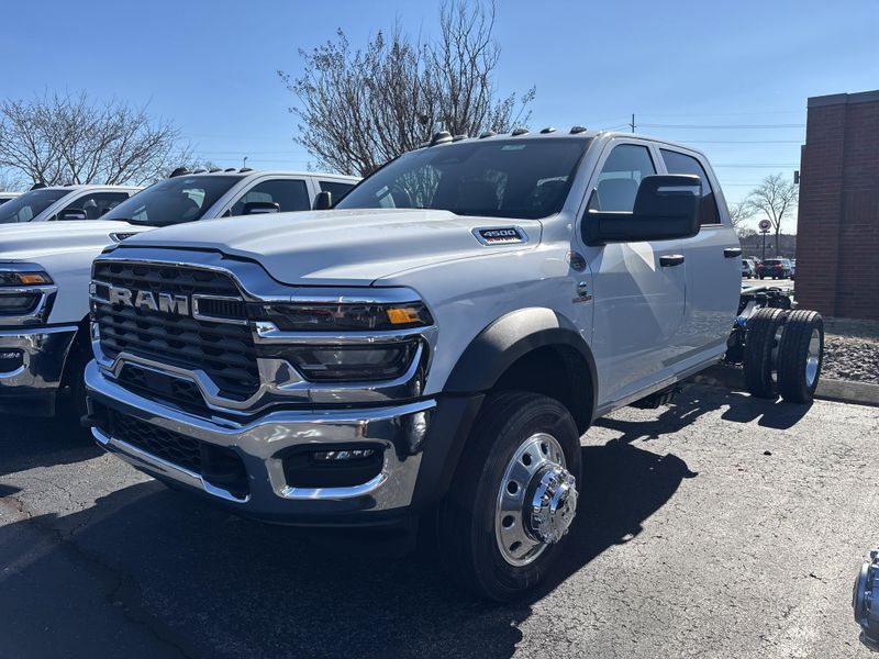 New 2026 RAM 4500 Tradesman Chassis Crew Cab 4x4 60