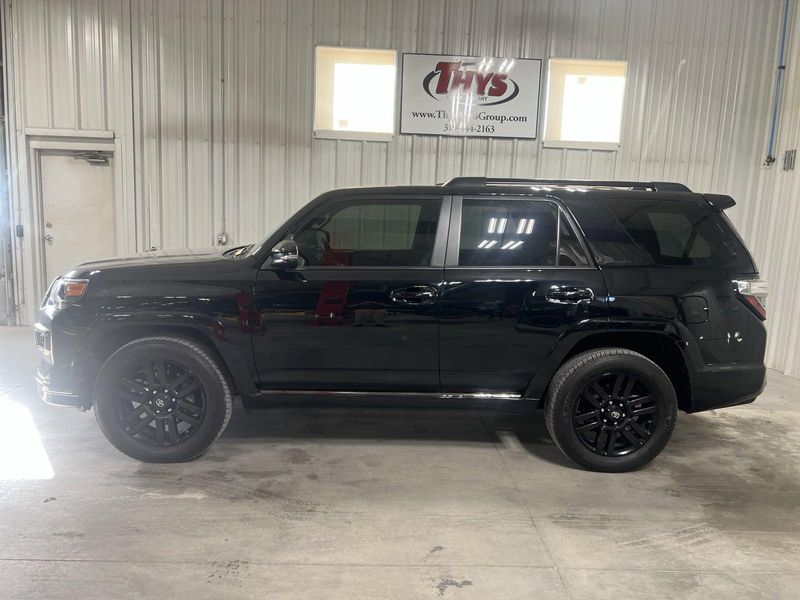 2019 Toyota 4Runner Limited NightshadeImage 19