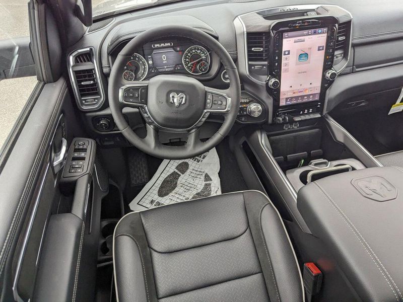 2025 RAM 1500 Laramie Crew Cab 4x4 5