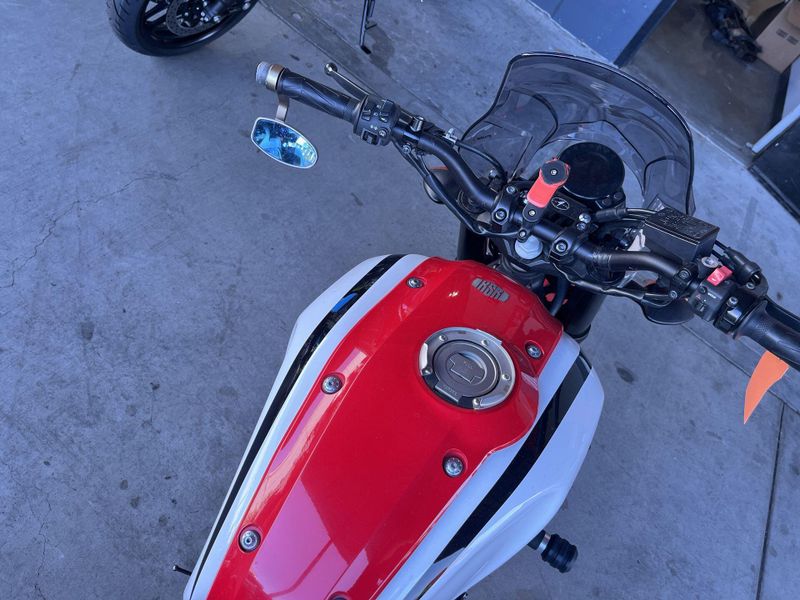 Used 2021 Yamaha XSR900 Image 15