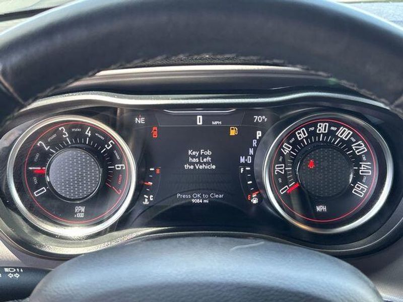 Used 2023 Dodge Challenger SXTImage 28