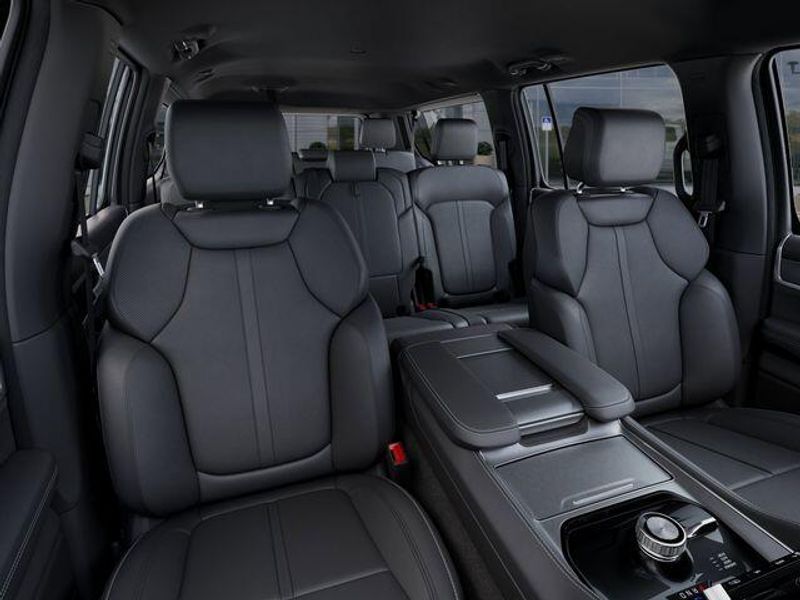 2026 Jeep Grand Wagoneer L Limited Altitude 4x4Image 16