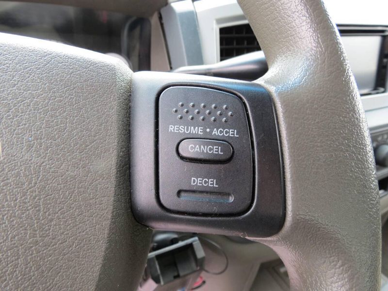 2006 Dodge Ram 2500 SLT 4x4 4dr Quad Cab 6.3 ft. SB PickupImage 14