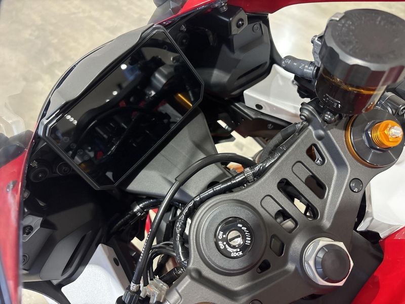 New 2026 Yamaha YZF-R7 70TH ANNIVERSARY EDITION Image 22