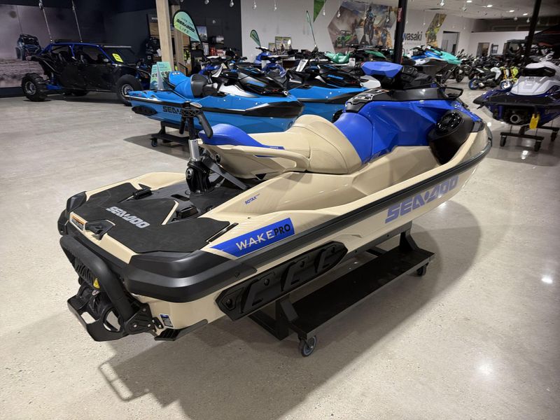 New 2026 Sea-Doo WAKE PRO 230  (SOUND SYSTEM) Image 17