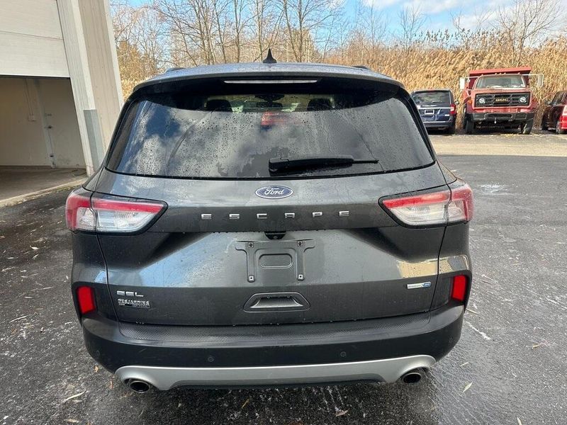 2020 Ford Escape SELImage 14