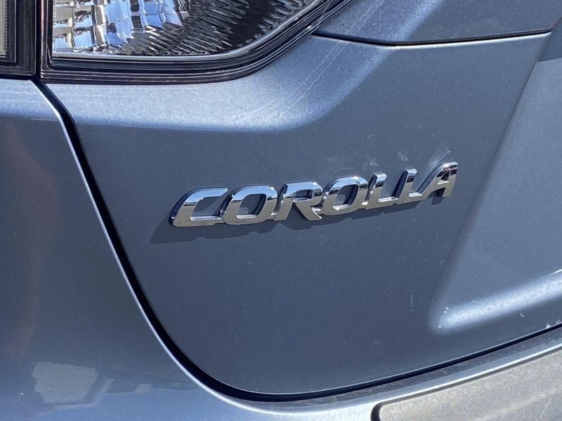 Used 2020 Toyota Corolla SEImage 4