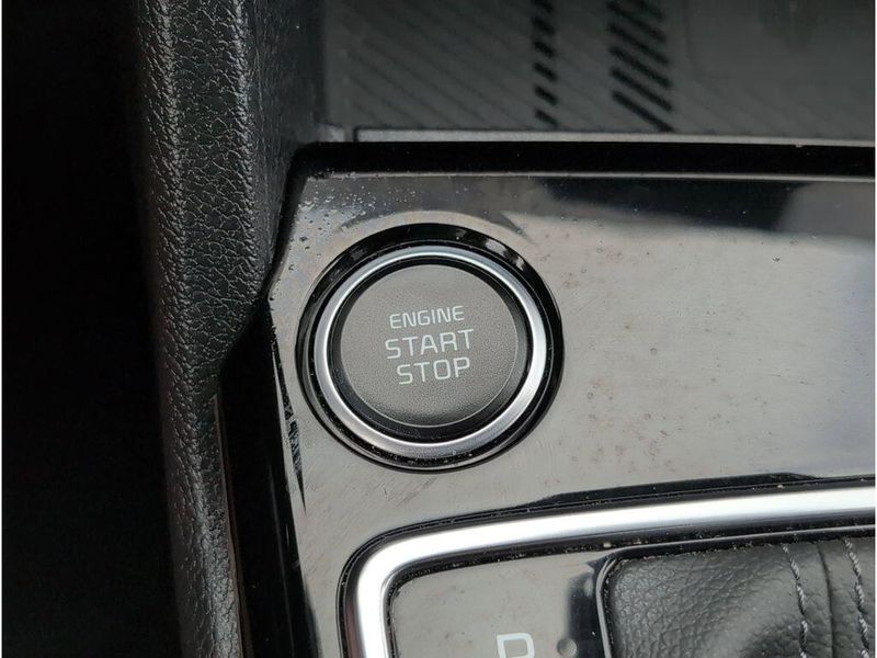 Used 2024 Kia Sportage EXImage 18