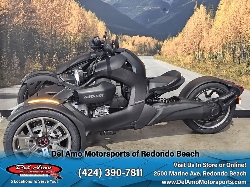 2024 Can-Am F2RC  in a CLASSIC, EPIC OR EXCLUSIVE PANEL COLOR OPTIONS exterior color. Del Amo Motorsports of Redondo Beach (424) 304-1660 delamomotorsports.com 