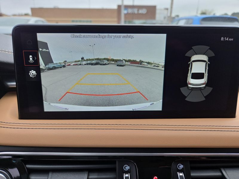 2022 Genesis G70 2.0T photo 25