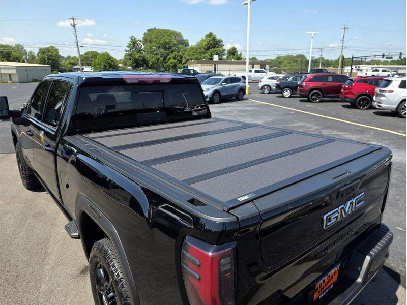 Used 2024 GMC Sierra 2500HD AT4