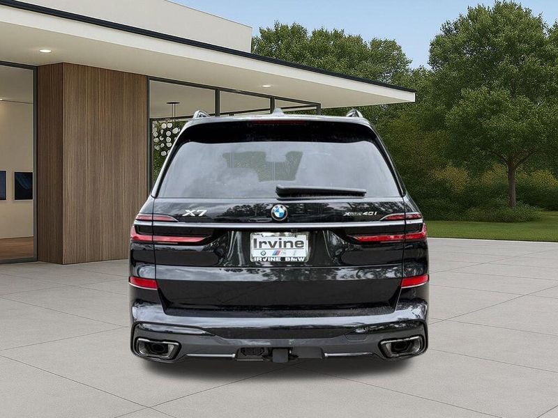 New 2026 BMW X7 xDrive40iImage 10