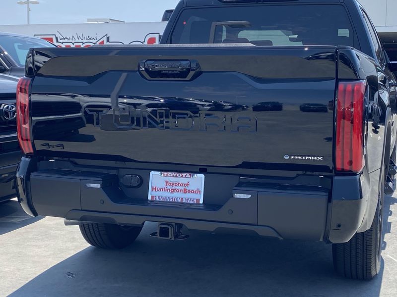 New 2025 Toyota Tundra Limited HybridImage 4