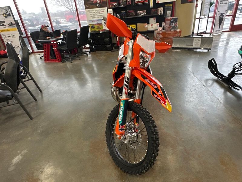 2025 KTM XCW 300 CHAMPION EDITION 
