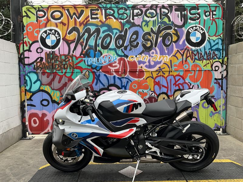 New 2026 BMW M 1000 RR Image 8
