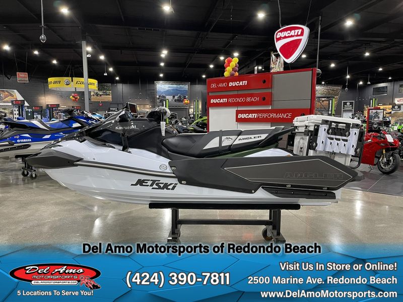 2025 Kawasaki JET SKI ULTRA 160LX-S ANGLER Image 2