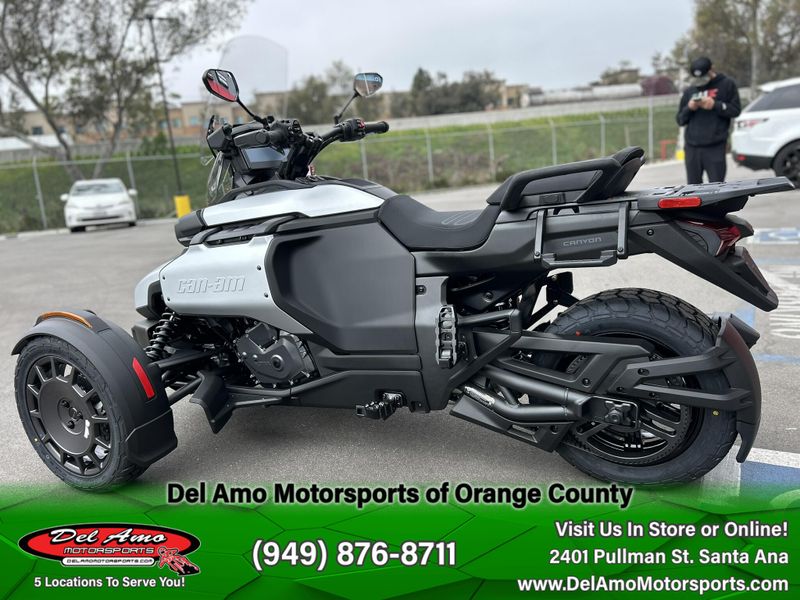 2025 Can-Am CANYON STANDARD Image 13