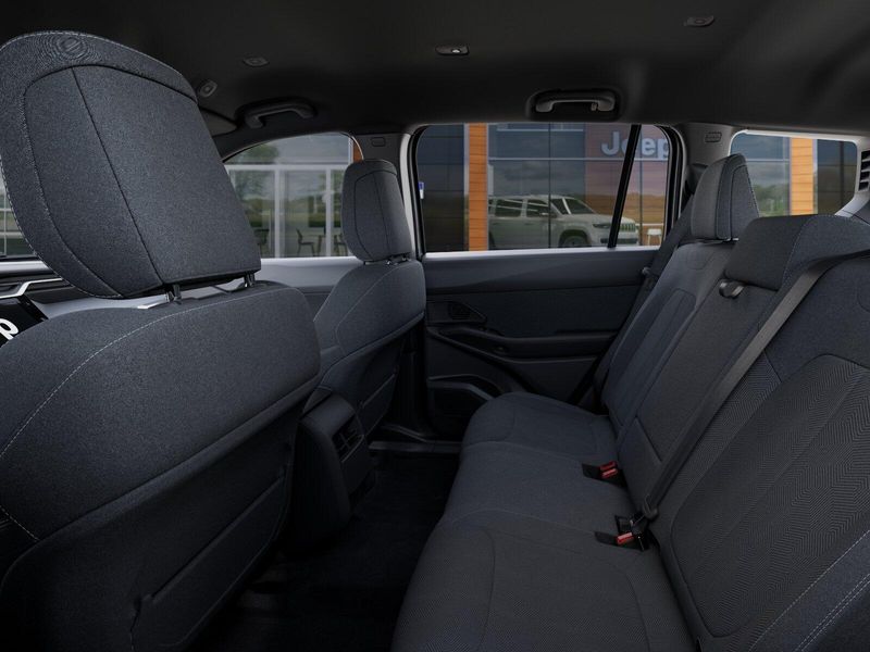 New 2026 Jeep Cherokee Laredo 4x4Image 49