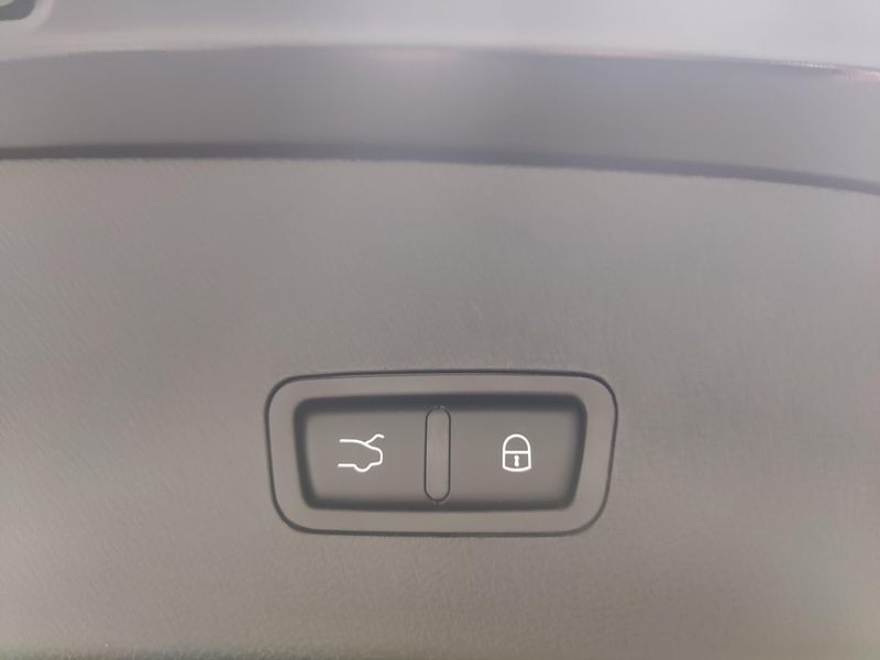 Used 2025 Alfa Romeo Tonale Veloce Premium AWD w/SunroofImage 14