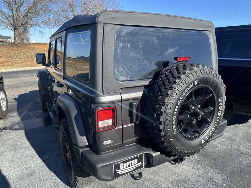 2020 Jeep Wrangler Unlimited WillysImage 9