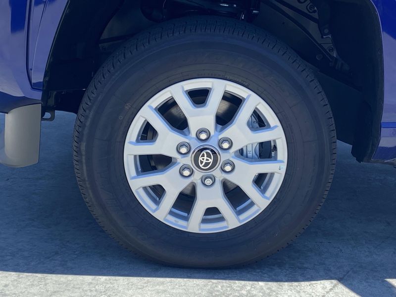 New 2025 Toyota Tacoma SR5Image 8