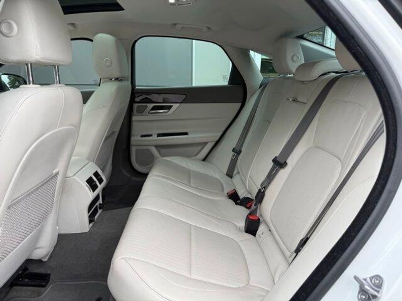 Used 2016 Jaguar XF 35t Prestige