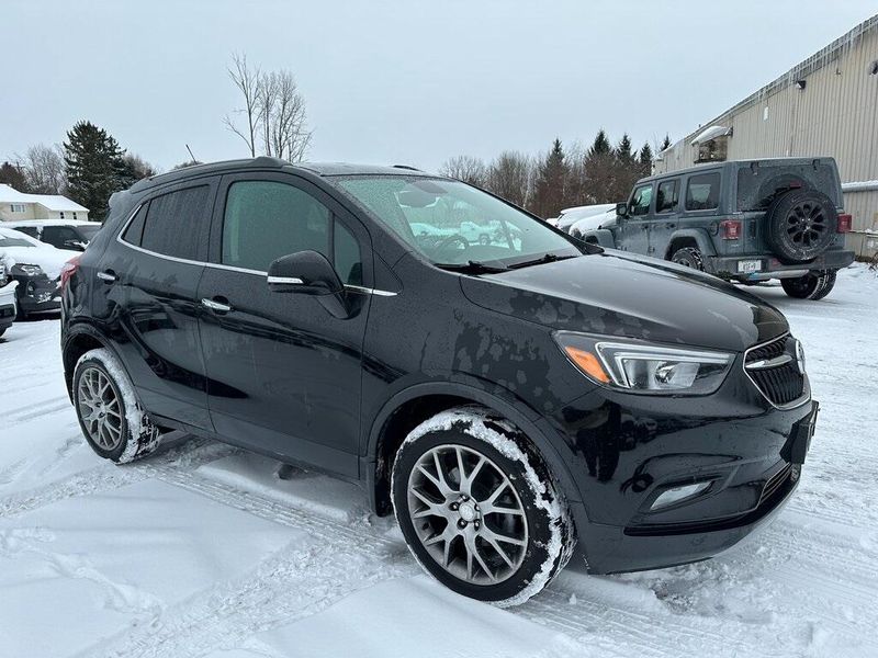 2018 Buick Encore Sport TouringImage 1