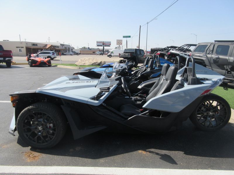 USED 2024 POLARIS SLINGSHOT SL AUTODRIVE Image 4