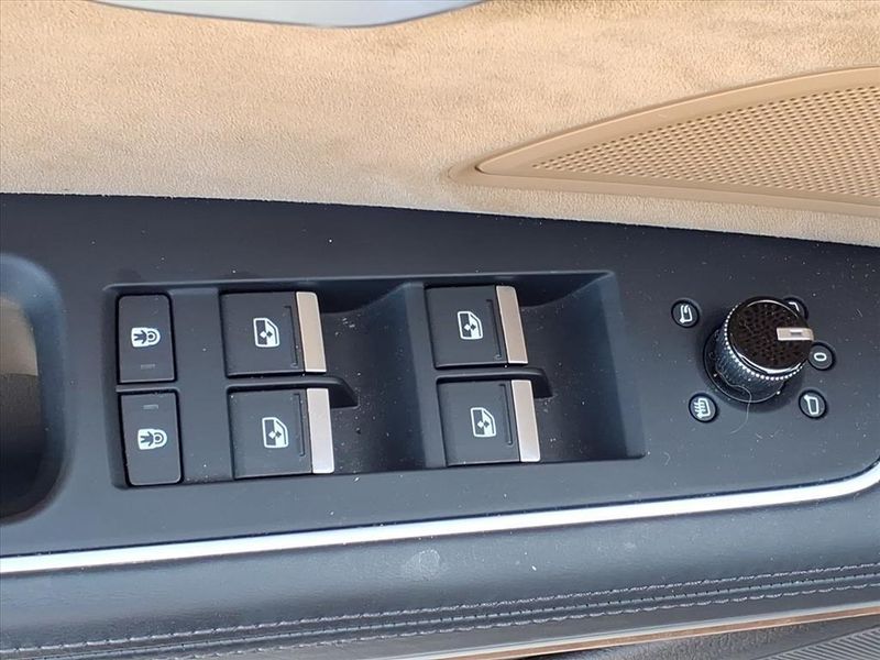 Used 2021 Audi A8 L 55Image 12