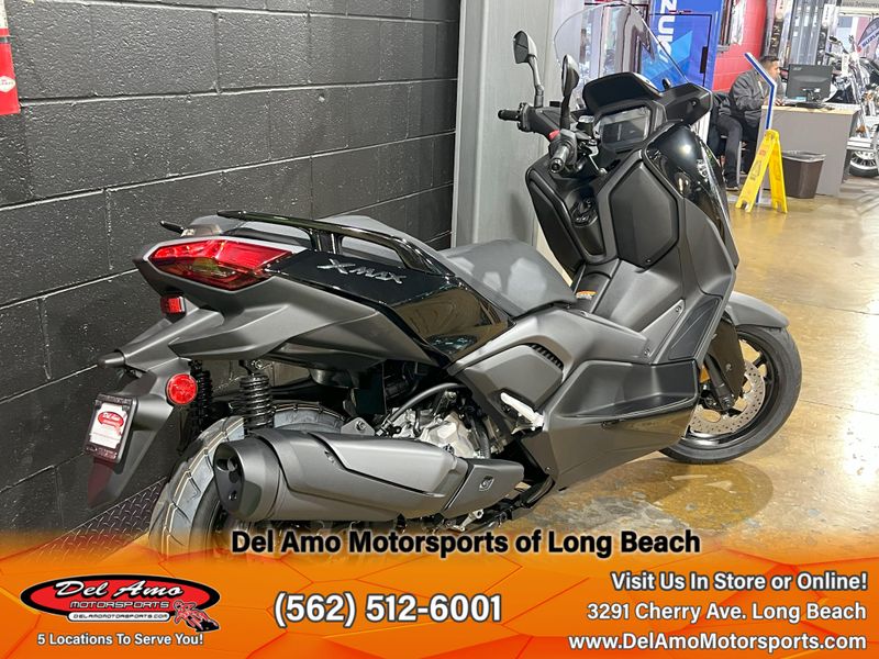 2025 Yamaha Xmax Image 14