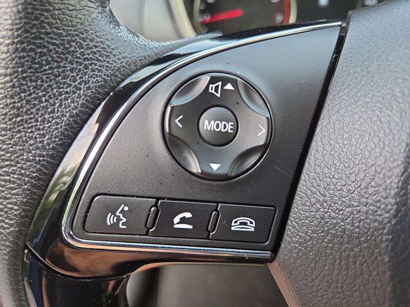 2024 Mitsubishi Eclipse Cross SE photo 32