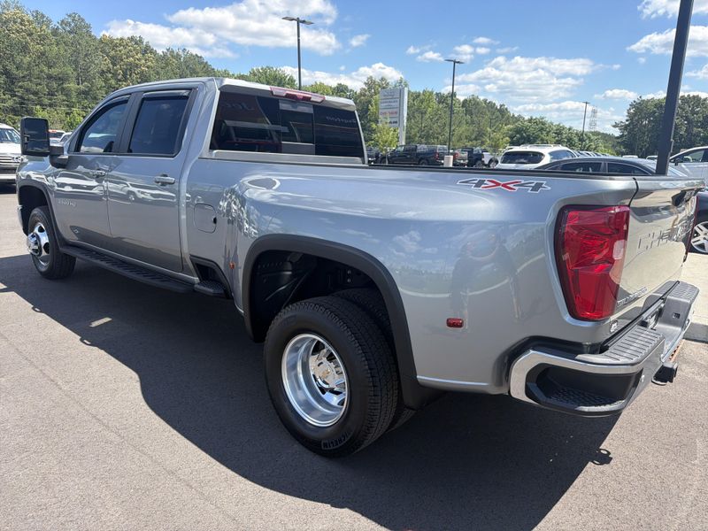 Used 2024 Chevrolet Silverado 3500HD LTImage 18