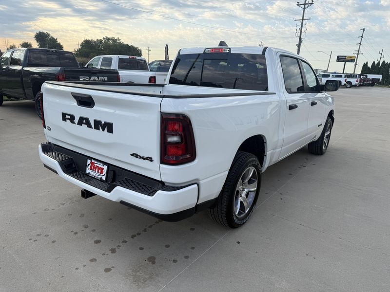 New 2026 RAM 1500 Express Crew Cab 4x4 5