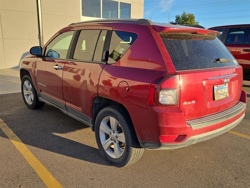 2016 Jeep Compass Sport photo 3