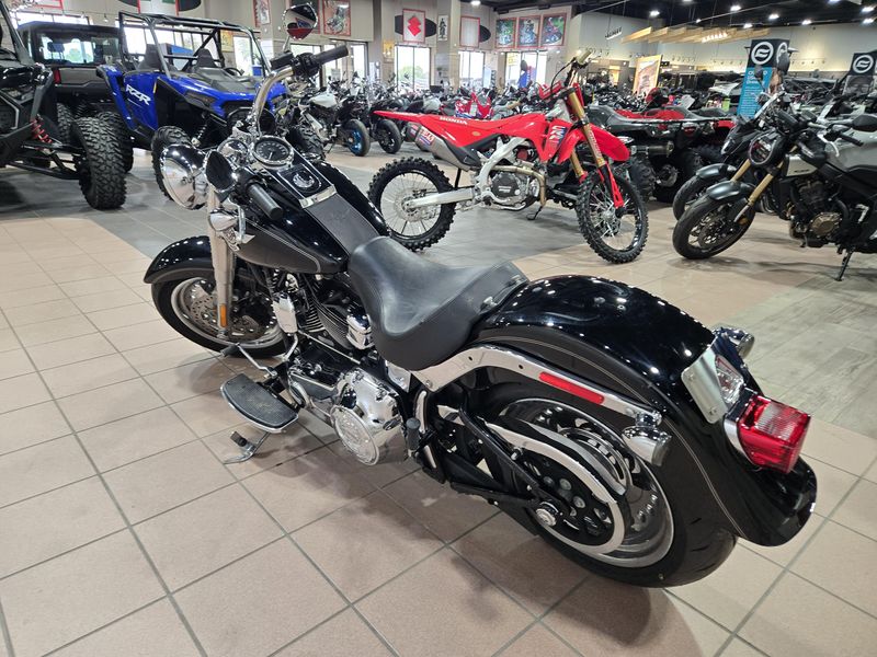 2016 HARLEY SOFTAIL FATBOY BLACK Image 7