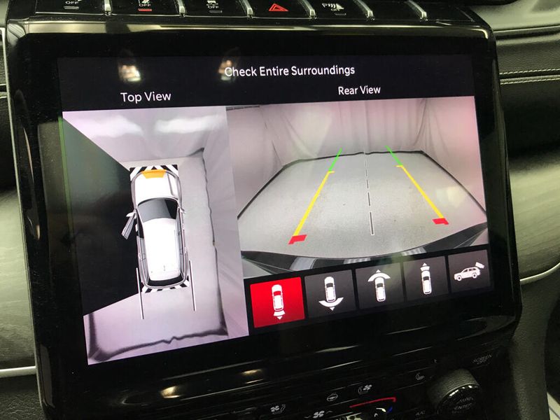 Used 2024 Jeep Grand Cherokee LimitedImage 11