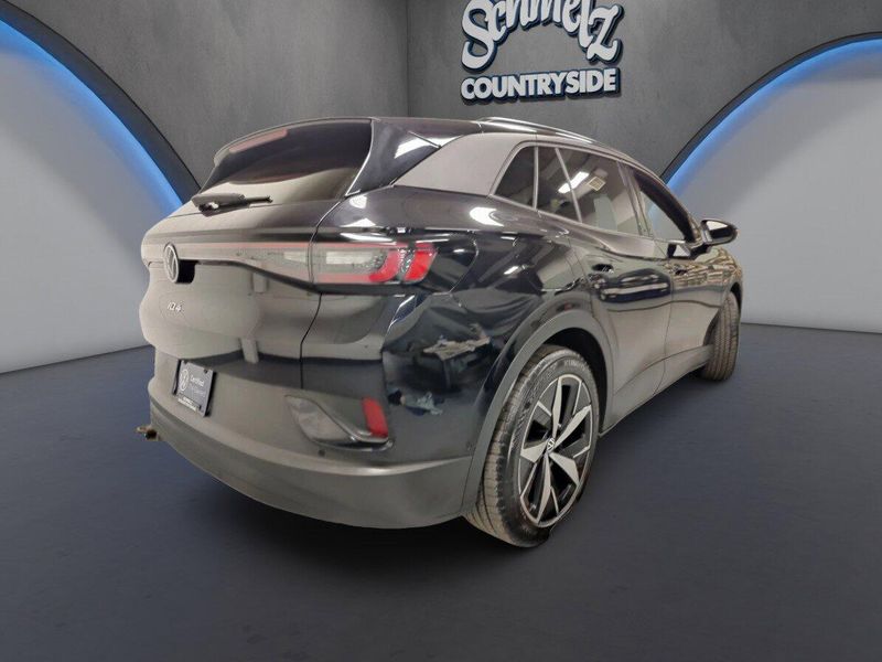 Used 2023 Volkswagen ID.4 Pro S 82kW Long Range w/Glass RoofImage 9