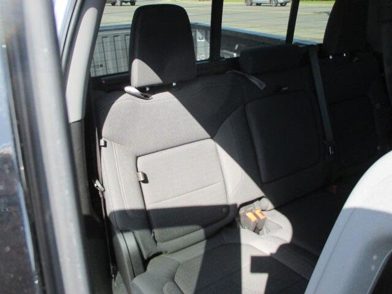 Used 2020 GMC Sierra 1500 ElevationImage 27