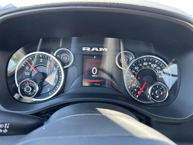 2025 RAM 1500 Big HornImage 19