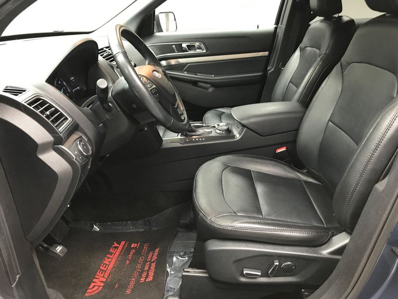 2018 Ford Explorer XLTImage 4