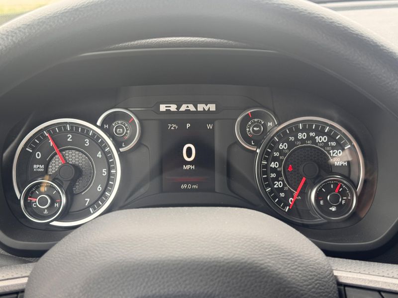2024 RAM 2500 TradesmanImage 15