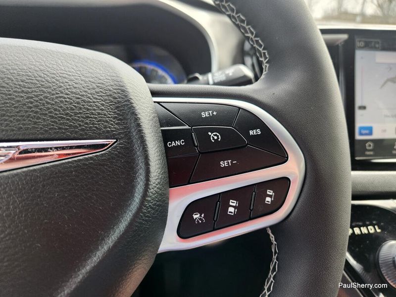 New 2026 Chrysler Voyager Lx