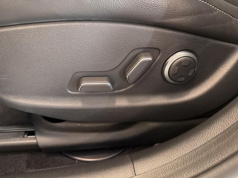 2023 Genesis G80 2.5T