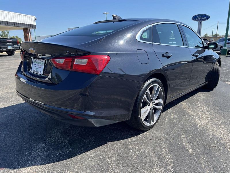 2023 Chevrolet Malibu 1LT photo 4