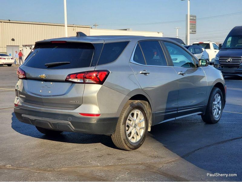 2023 Chevrolet Equinox LT photo 5